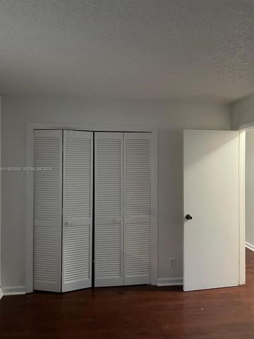 222 SW 1st St H-5, Pompano Beach, FL 33060