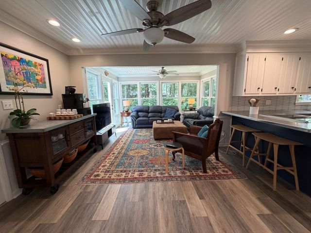 104 Seven Oaks Lane, Summerville, SC 29485