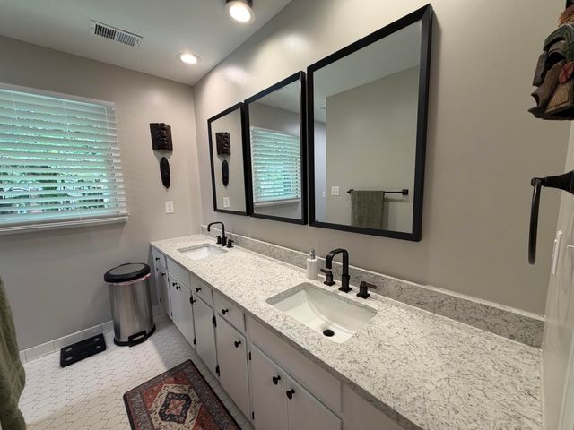 104 Seven Oaks Lane, Summerville, SC 29485
