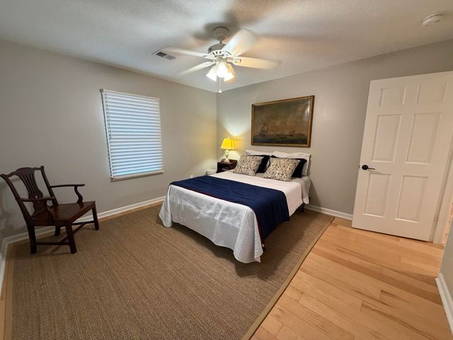 104 Seven Oaks Lane, Summerville, SC 29485