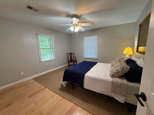 104 Seven Oaks Lane, Summerville, SC 29485