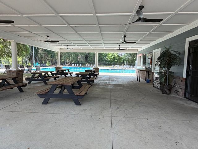 104 Seven Oaks Lane, Summerville, SC 29485