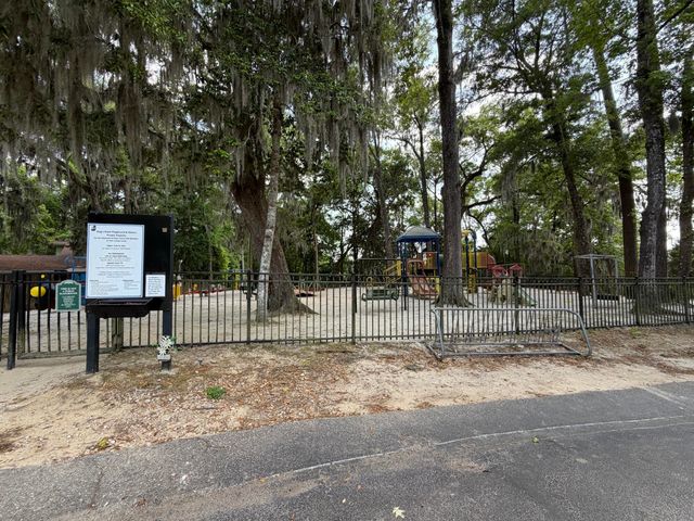 104 Seven Oaks Lane, Summerville, SC 29485