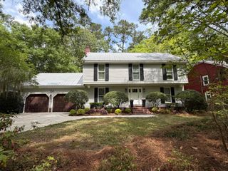 104 Seven Oaks Lane, Summerville, SC 29485