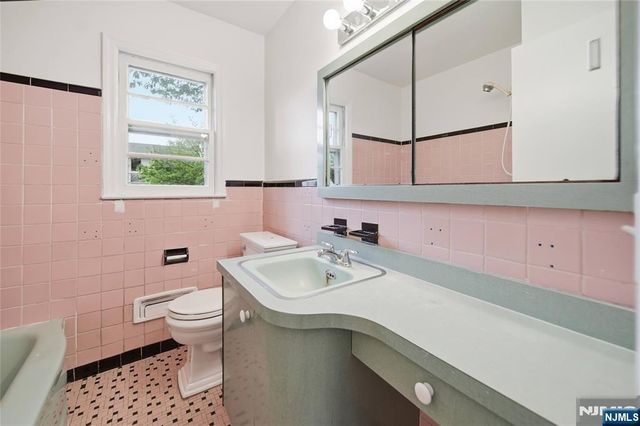 35-02 Linwood Road, Fair Lawn, NJ 07410