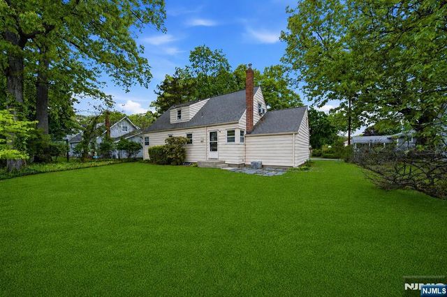 35-02 Linwood Road, Fair Lawn, NJ 07410