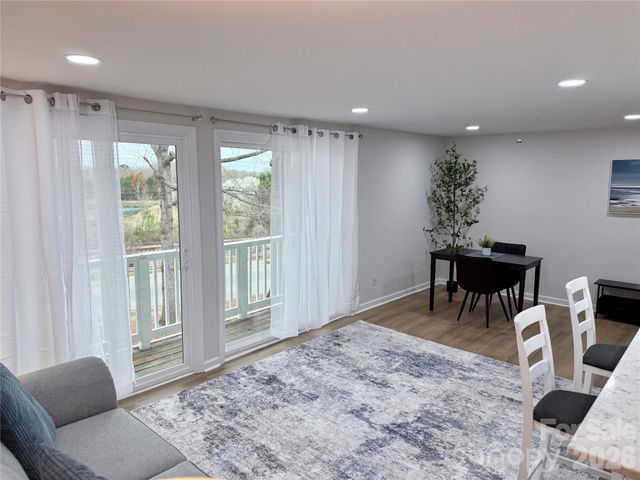 1649 Arlyn Circle K, Charlotte, NC 28213