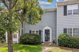 905 Captains CT, Chesapeake, VA 23320