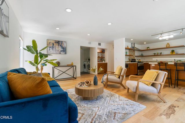 579 Acacia Street, Sierra Madre, CA 91024