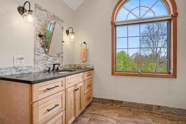 2 Brenner Hollow Road, Pleasant Valley, NY 12569