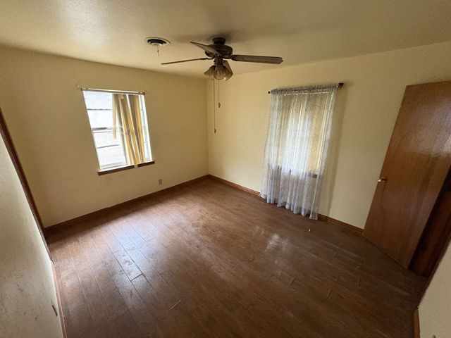 2101 Dayton Street, Haltom City, TX 76117