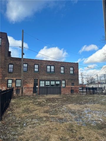 2608 Vega Avenue, Cleveland, OH 44113