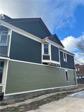 2608 Vega Avenue, Cleveland, OH 44113