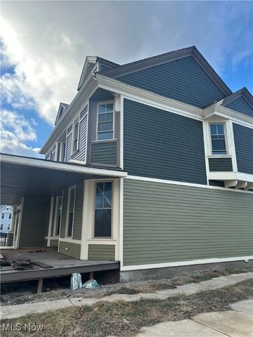 2608 Vega Avenue, Cleveland, OH 44113