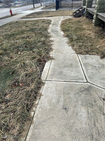 2608 Vega Avenue, Cleveland, OH 44113