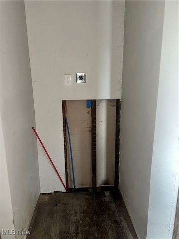 2608 Vega Avenue, Cleveland, OH 44113