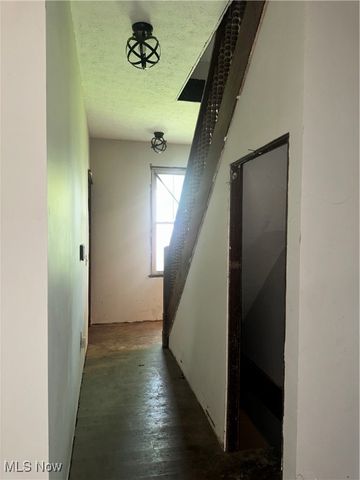 2608 Vega Avenue, Cleveland, OH 44113