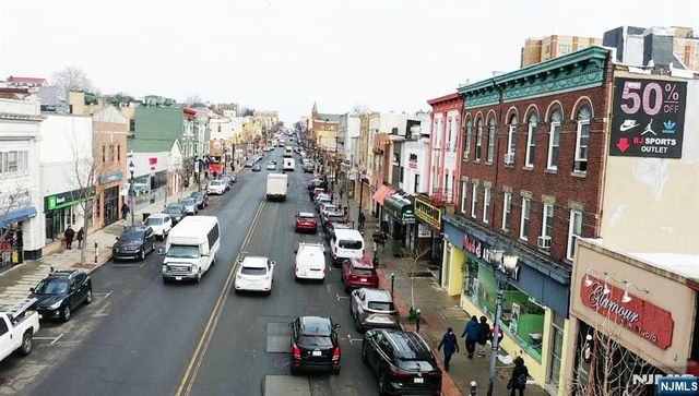 6110 Bergenline Avenue, West New York, NJ 07093