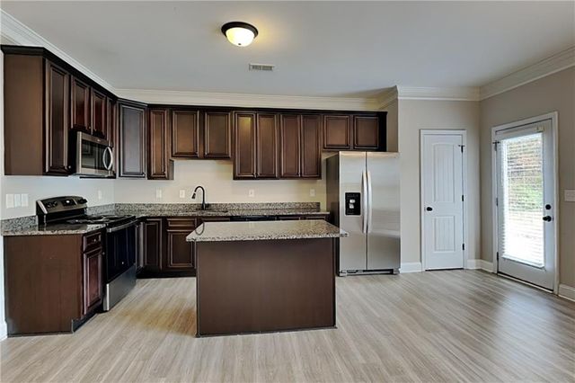 218 Cranbrooke Drive, Dallas, GA 30157