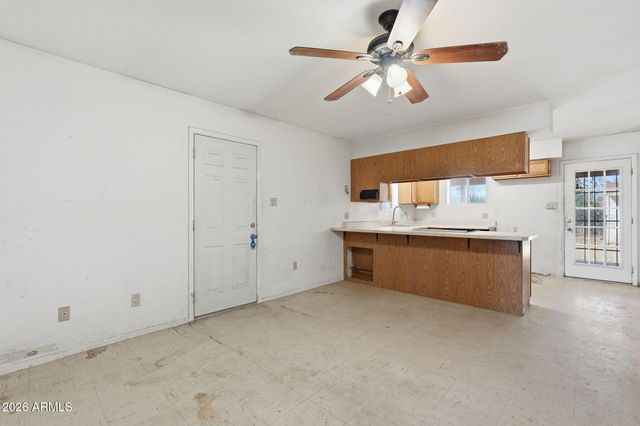 4204 N 19TH Street, Phoenix, AZ 85016