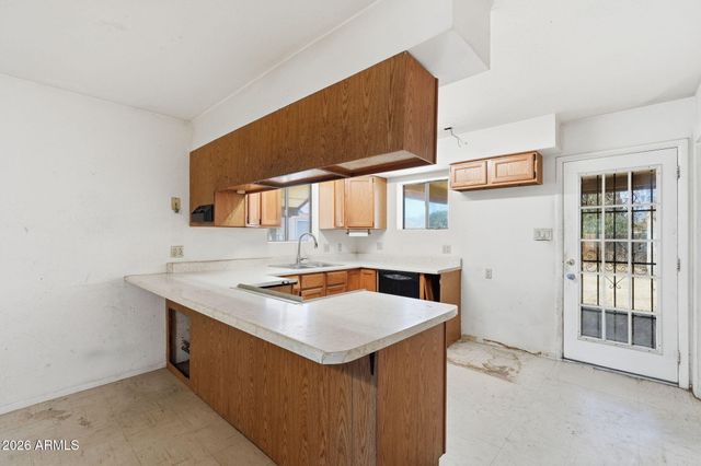 4204 N 19TH Street, Phoenix, AZ 85016