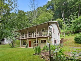 1400 Watershed Road, Mars Hill, NC 28754