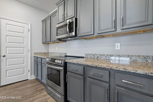 9553 Mallette Drive, Biloxi, MS 39532