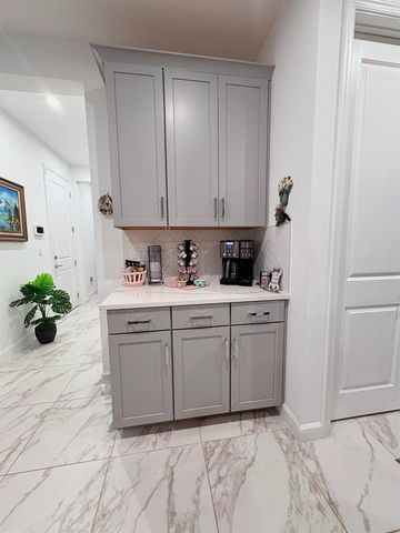 8997 Remy Lane, Port St. Lucie, FL 34987