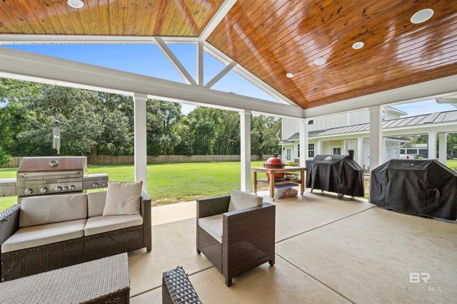 9826 Tifton Way, Fairhope, AL 36532