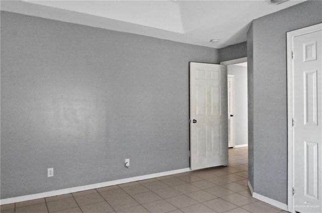 106 S Ridge Avenue, San Juan, TX 78589