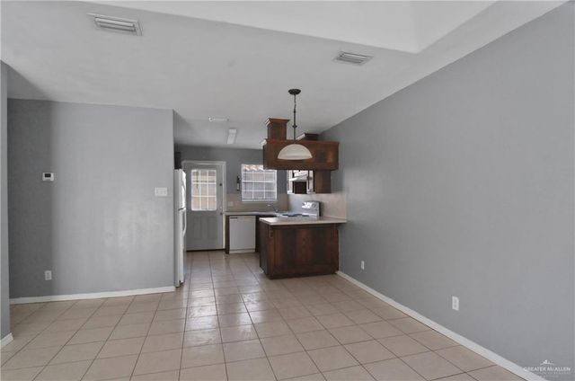 106 S Ridge Avenue, San Juan, TX 78589