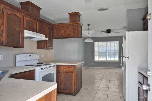 106 S Ridge Avenue, San Juan, TX 78589