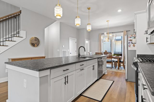 725 Burnside Place 33, Chattanooga, TN 37408