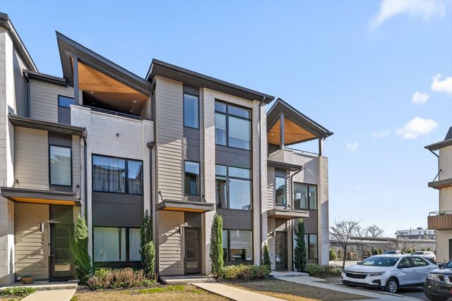 725 Burnside Place 33, Chattanooga, TN 37408