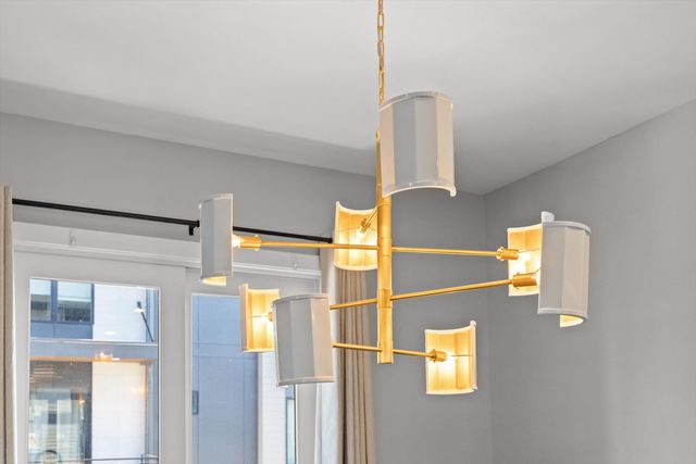 725 Burnside Place 33, Chattanooga, TN 37408