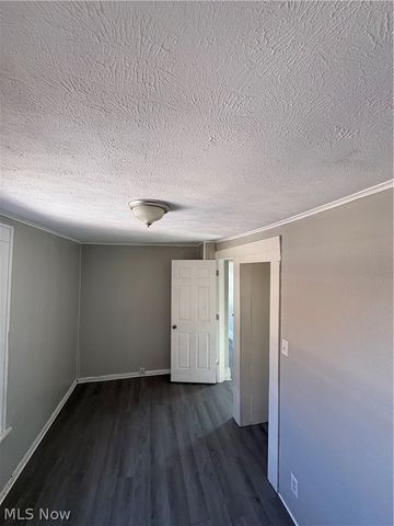 3943 Grant Street, Weirton, WV 26062