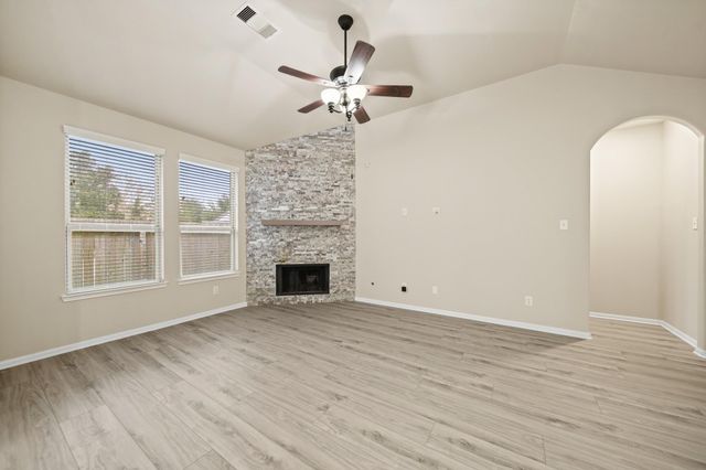 12923 Pecan Shores Drive, Houston, TX 77044