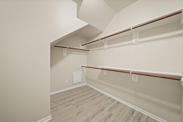 12923 Pecan Shores Drive, Houston, TX 77044