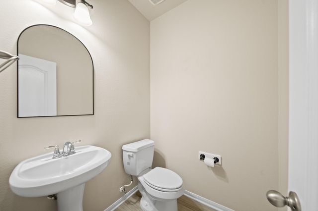 12923 Pecan Shores Drive, Houston, TX 77044