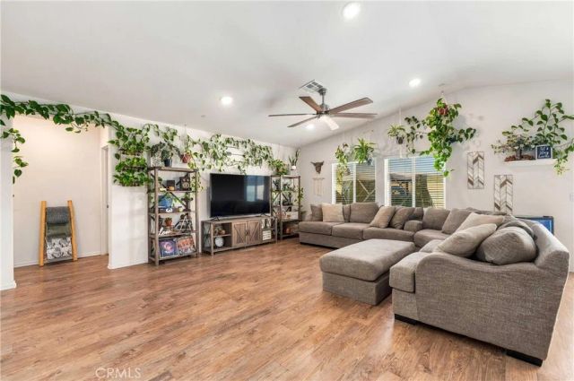 5540 Orange Grove Avenue, Hemet, CA 92544