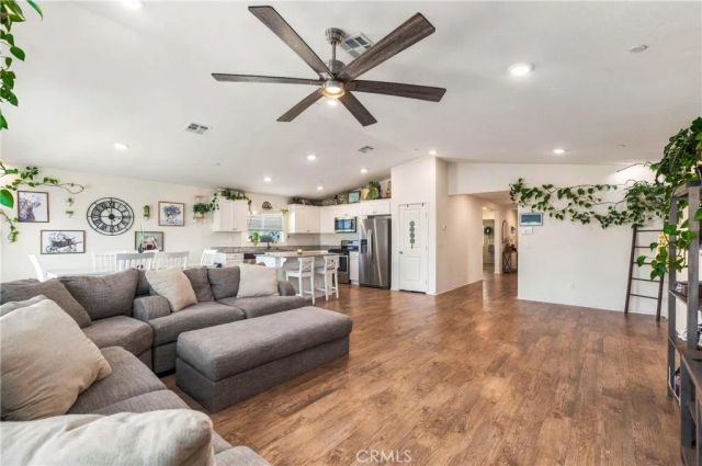 5540 Orange Grove Avenue, Hemet, CA 92544