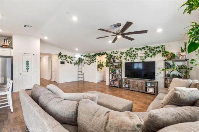 5540 Orange Grove Avenue, Hemet, CA 92544