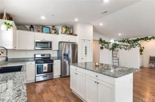 5540 Orange Grove Avenue, Hemet, CA 92544