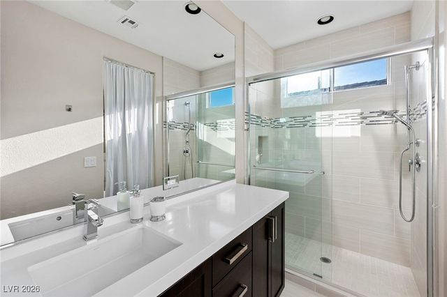 11247 Winter Cottage Place, Las Vegas, NV 89135