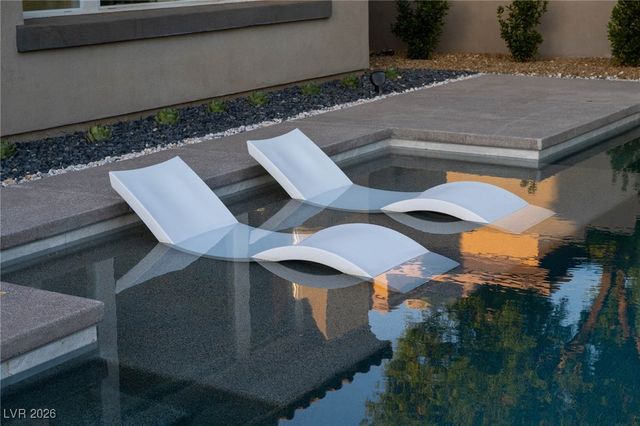 11247 Winter Cottage Place, Las Vegas, NV 89135