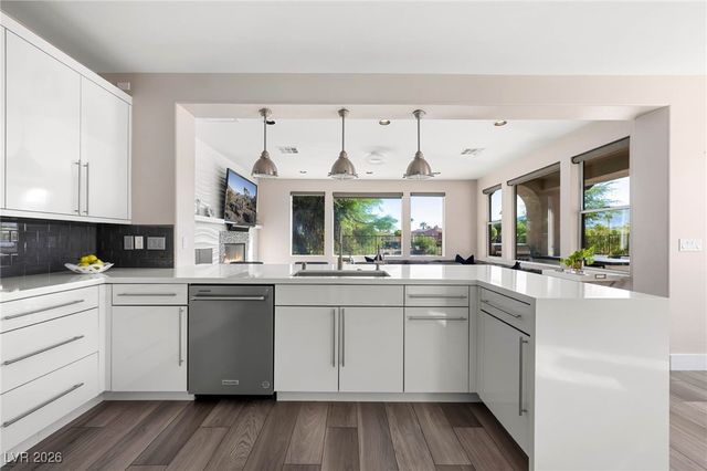 11247 Winter Cottage Place, Las Vegas, NV 89135