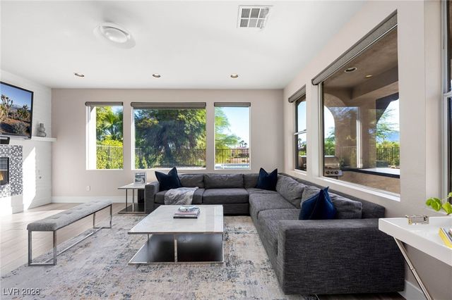 11247 Winter Cottage Place, Las Vegas, NV 89135