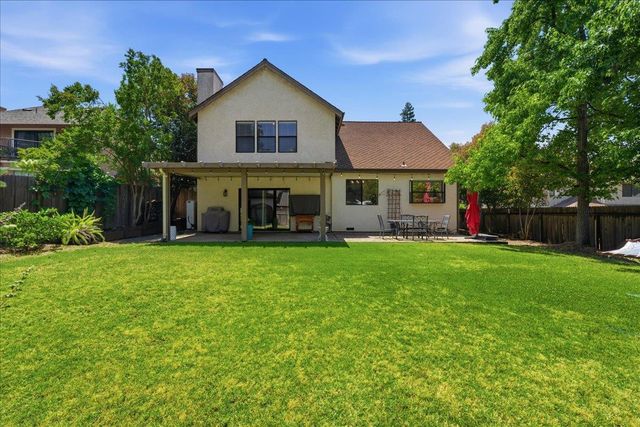 7535 Westover Ct, Fair Oaks, CA 95628