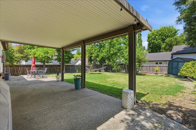 7535 Westover Ct, Fair Oaks, CA 95628