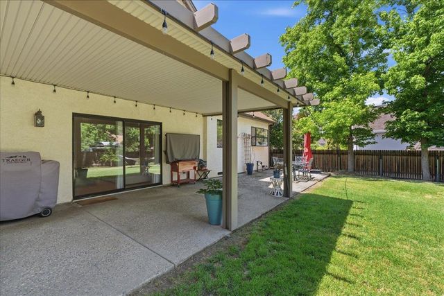 7535 Westover Ct, Fair Oaks, CA 95628